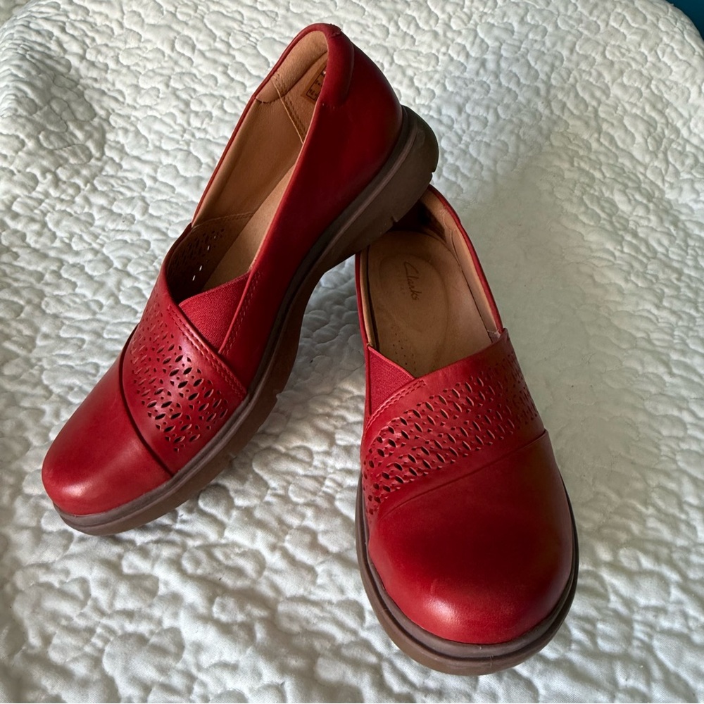 Clarks Red Women's Flats